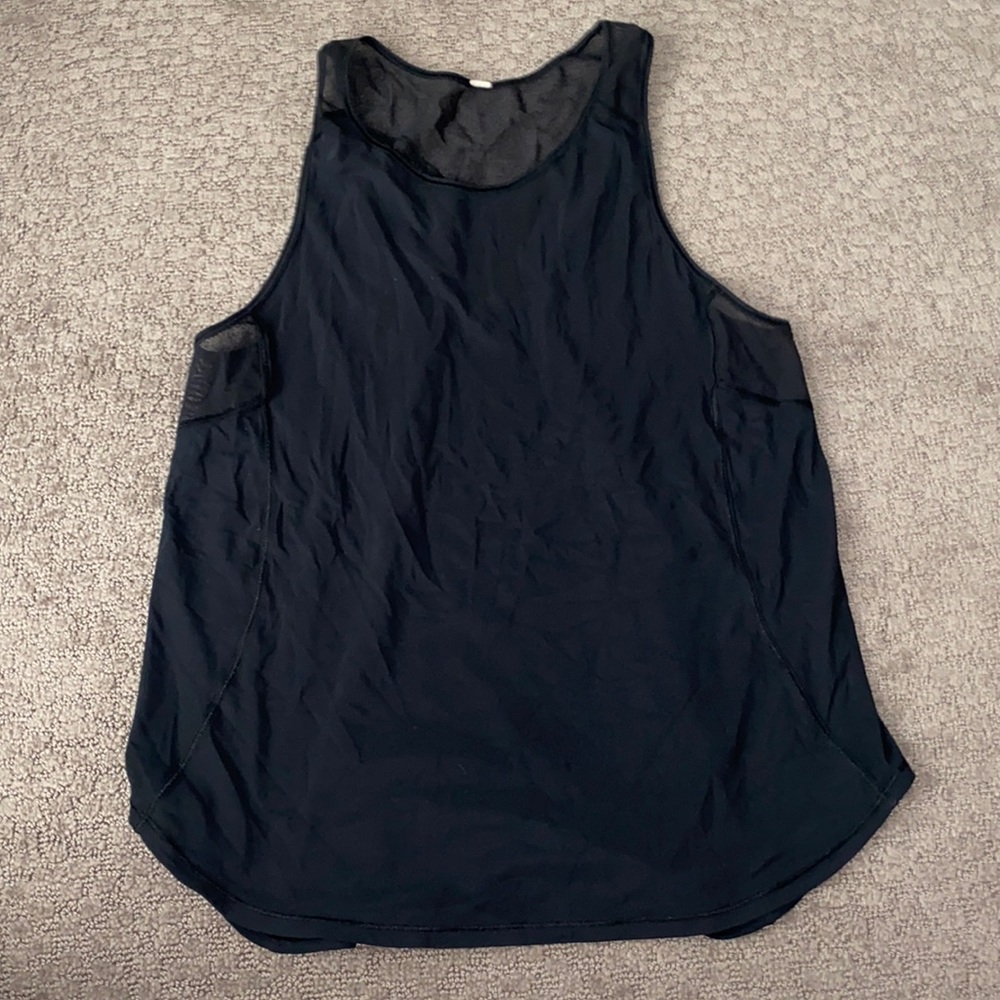Black mess back lululemon shirt